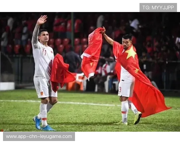 国足还考虑吗？57岁英超名帅下课：非常了解中国足球！，国足踢英冠